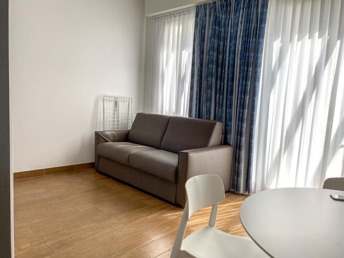 Appartamento A 30 Mt Dal Mare Чечина Екстериор снимка